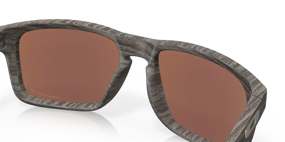 are oakley holbrook sunglasses polarized