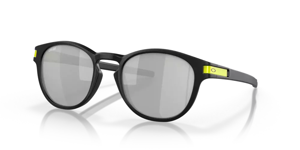 Oakley Sunglasses LATCH Matte Black / Chrome Iridium OO9265-21