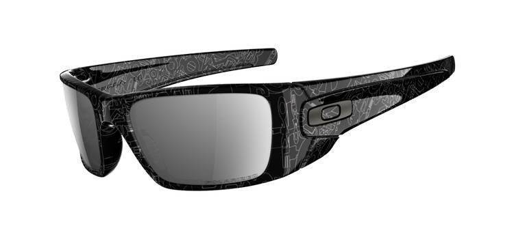 Oakley Sunglasses  FUEL CELL Black/Grey History Text/Black Iridium Polarized OO9096-07
