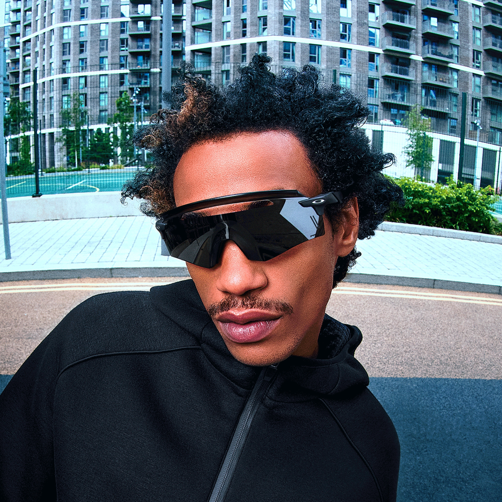 Oakley Sunglasses ENCODER SQUARED Matte Carbon / Prizm Black OO9412-02