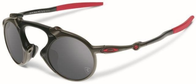 Oakley Okulary MADMAN FERRARI COLLECTION Dark Carbon/Black Iridium Polarized OO6019-06