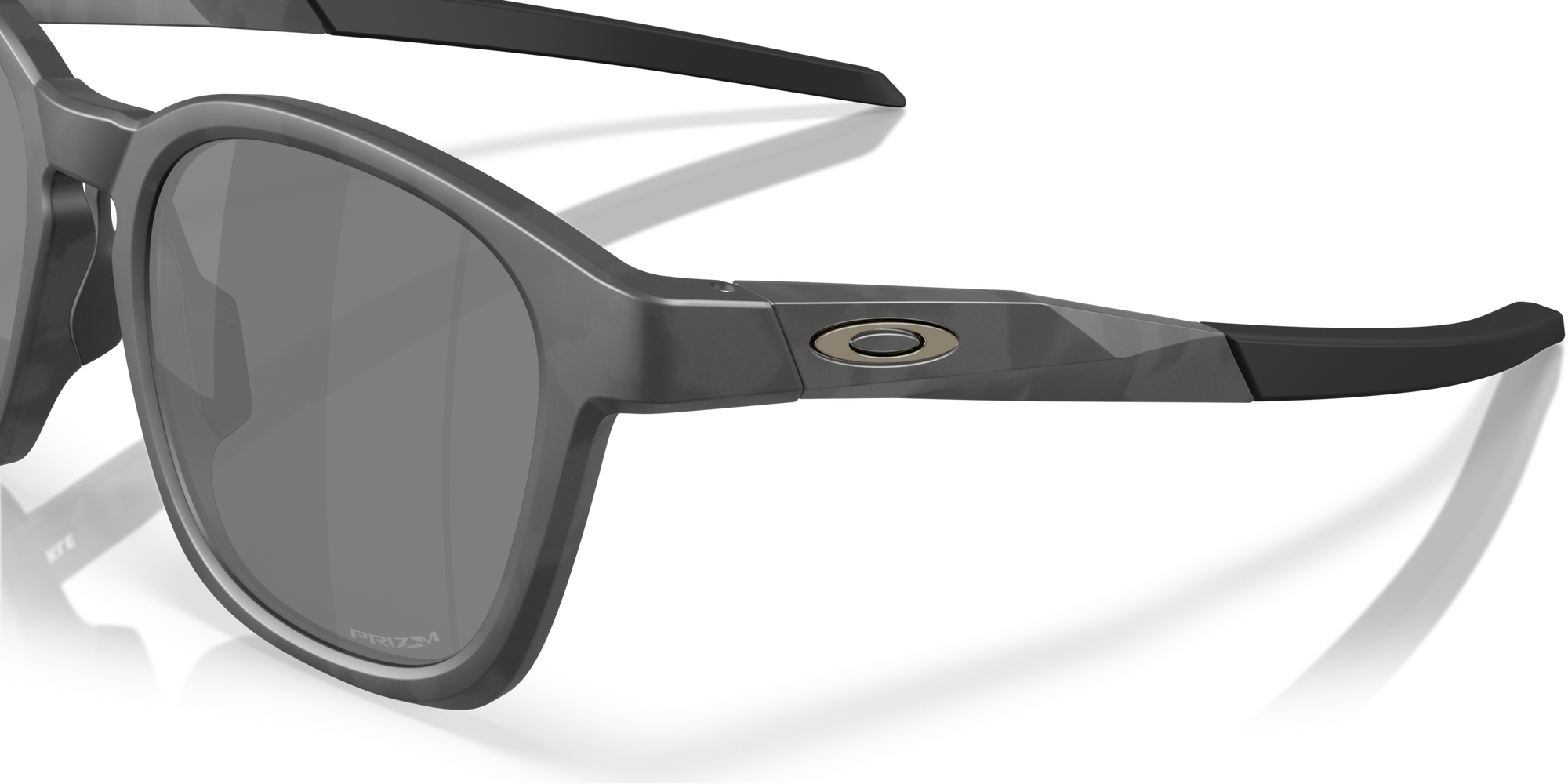 Oakley Okulary przeciwsłoneczne SHACKLE Matte Black Camo / Prizm Black OO9507D-05