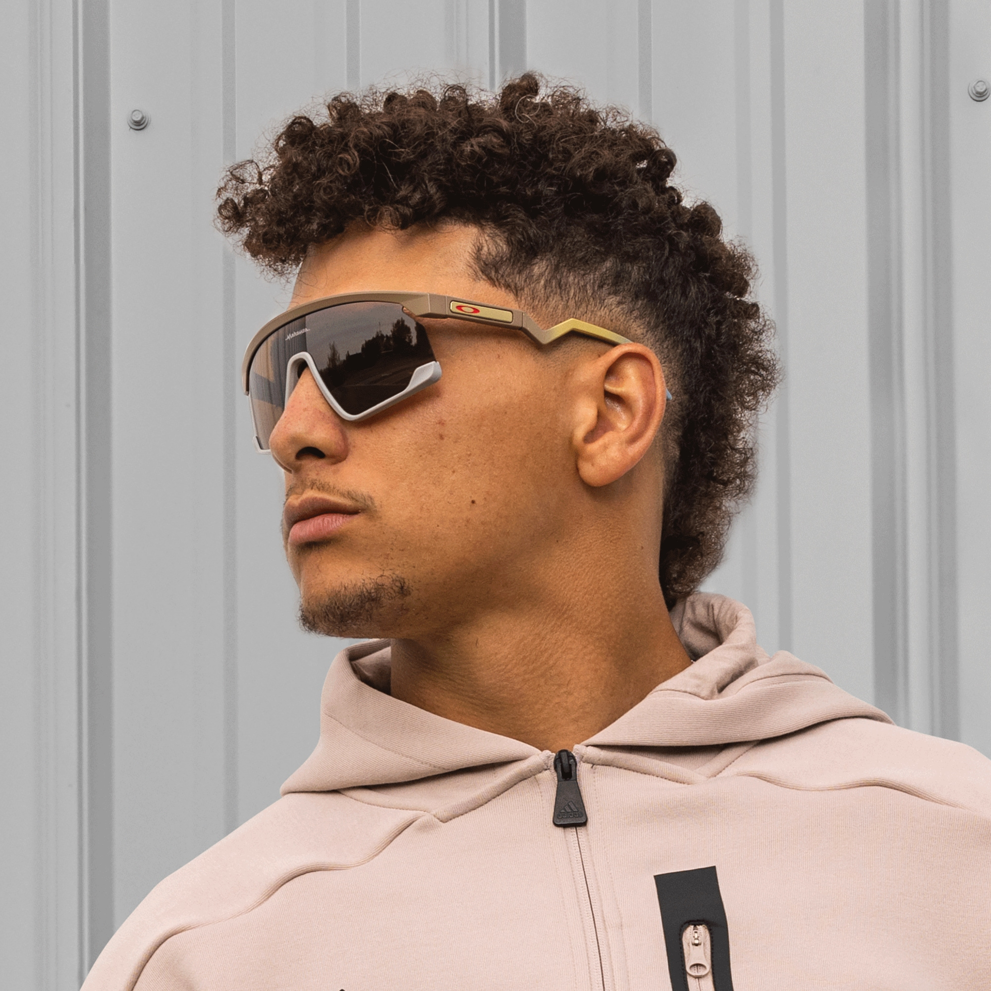 Oakley Sunglasses BXTR Patrick Mahomes II Collection Matte Terrain Tan/Prizm Tungsten OO9280-08