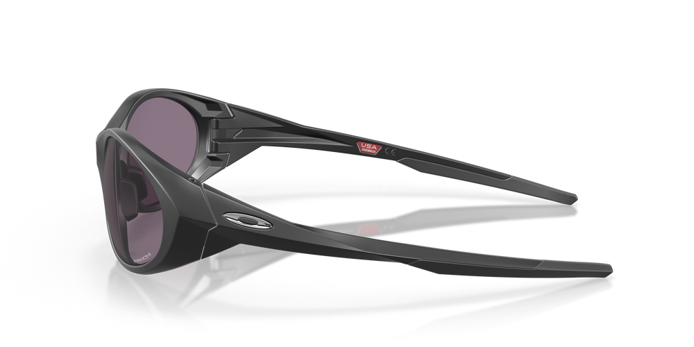 Oakley Sunglasses Matte Black/Prizm Grey OO9438-01