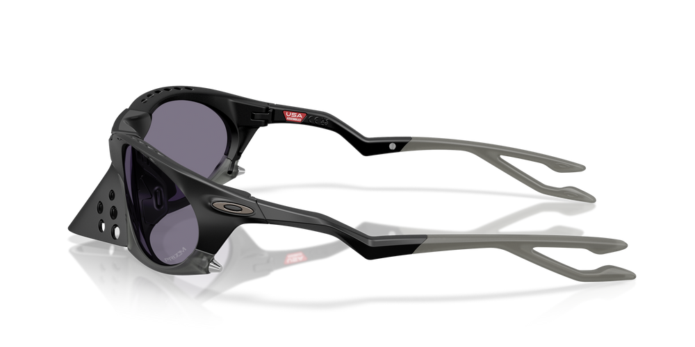 Oakley Sunglasses PLANTARIS OO9437-01