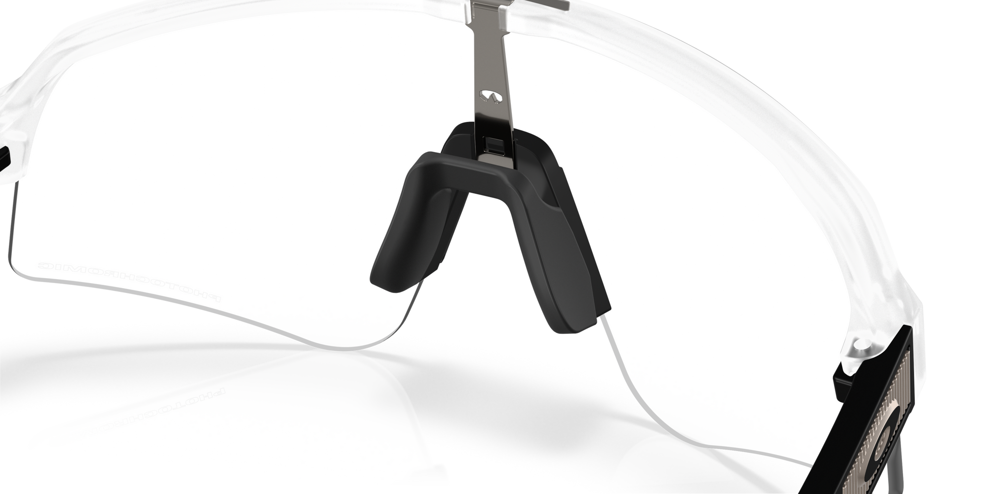 Oakley Okulary przeciwsłoneczne SUTRO LITE SWEEP Matte Clear / Clear To Black Iridium Photochromic OO9465-39