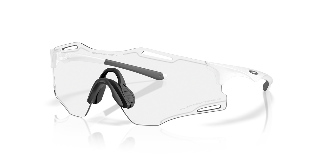 Oakley Okulary przeciwsłoneczne CYBR ZERO Matte White / Clear To Black Iridium Photochromic OO9512D-01