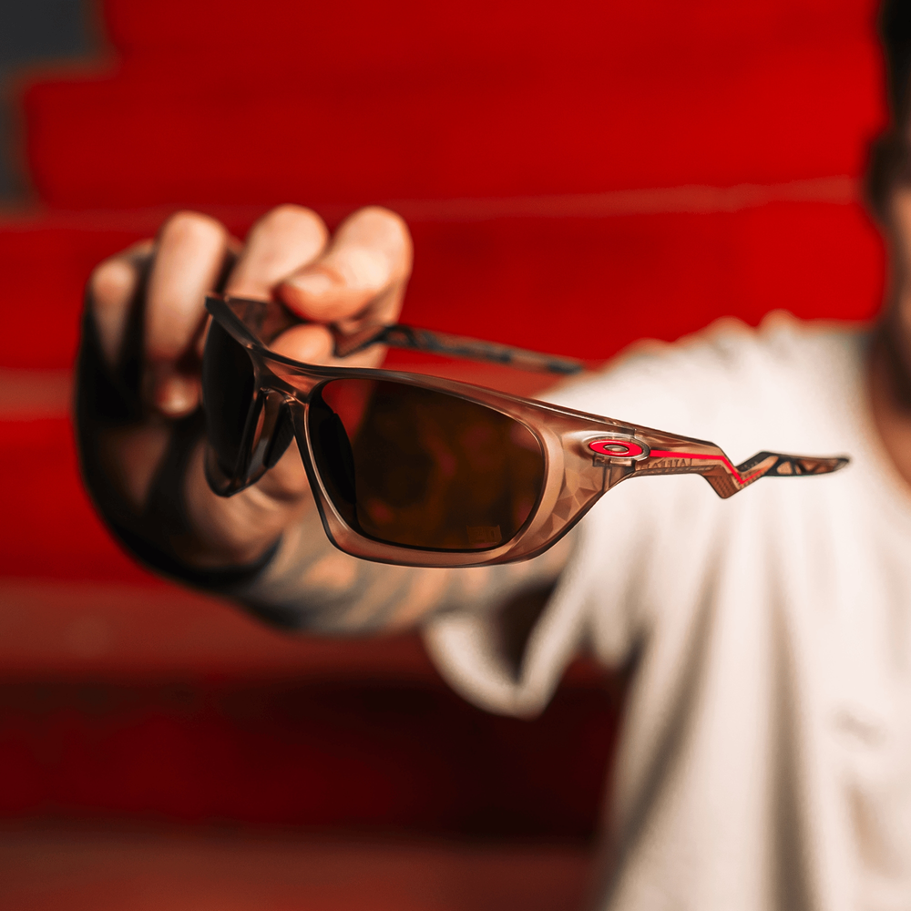 Oakley Okulary przeciwsłoneczne LATERALIS Fabio Quartararo Signature Series Matte Sepia / Prizm Tungsten OO9431-18