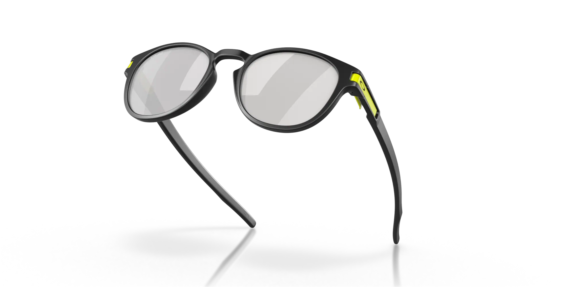 Oakley Sunglasses LATCH Matte Black / Chrome Iridium OO9265-21