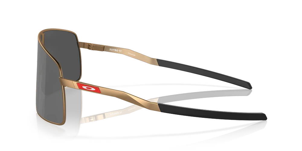 Oakley Okulary przeciwsłoneczne SUTRO TI Patrick Mahomes II Collection Matte Gold / Prizm Black OO6013-05