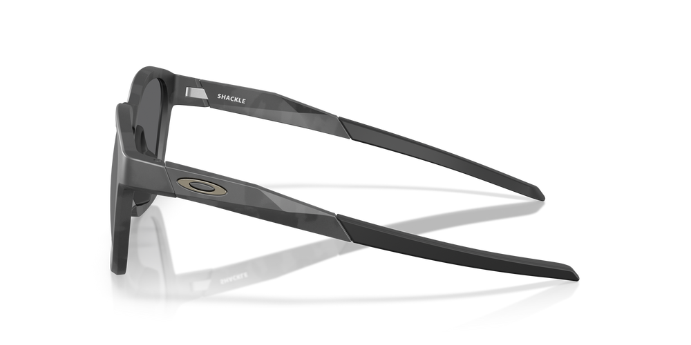Oakley Okulary przeciwsłoneczne SHACKLE Matte Black Camo / Prizm Black OO9507D-05