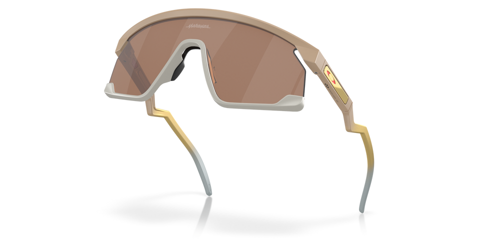 Oakley Okulary przeciwsłoneczne BXTR Patrick Mahomes II Collection Matte Terrain Tan/Prizm Tungsten OO9280-08