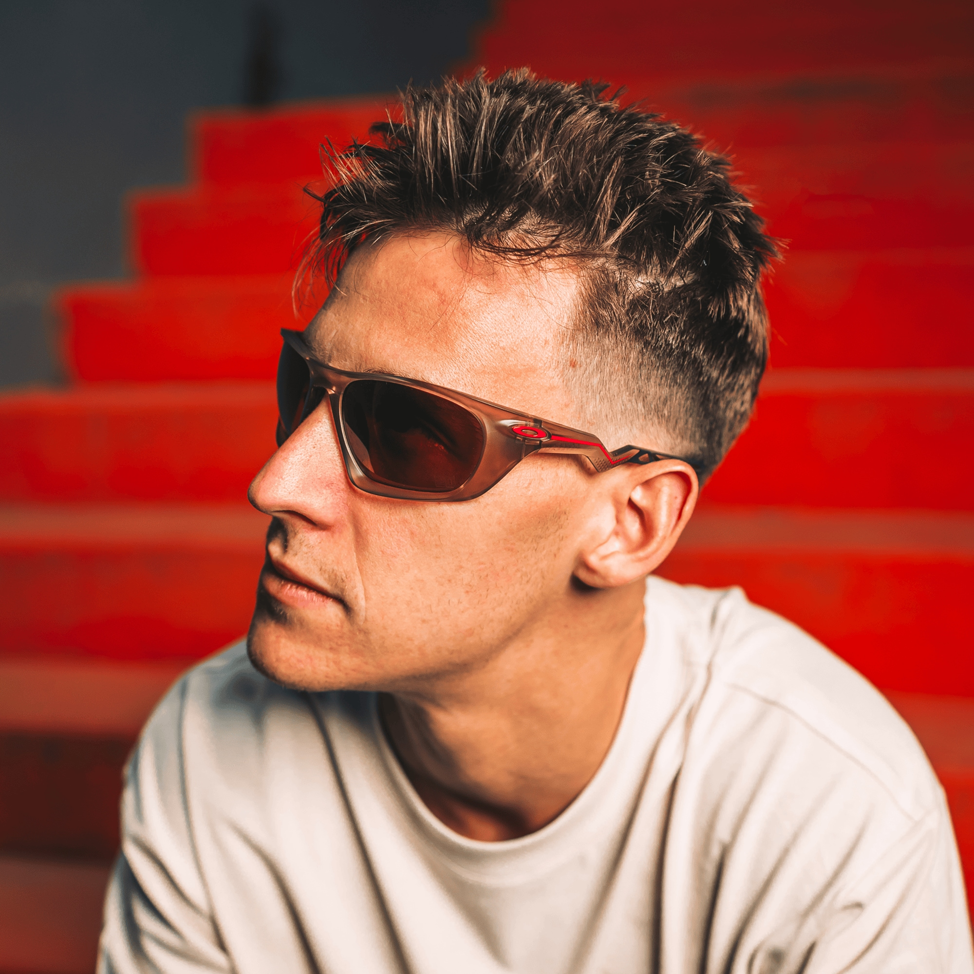 Oakley Okulary przeciwsłoneczne LATERALIS Fabio Quartararo Signature Series Matte Sepia / Prizm Tungsten OO9431-18