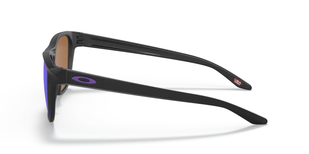 Oakley Okulary przeciwsłoneczne MANORBURN Matte Black/Prizm Violet OO9479-03