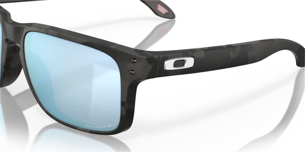 Oakley Okulary przeciwsłoneczne HOLBROOK Matte Black Camo/Prizm Deep Water Polarized OO9102-T9