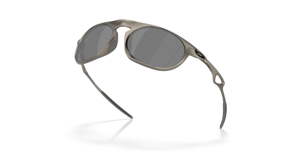 Oakley Sunglasses  OO4065-05