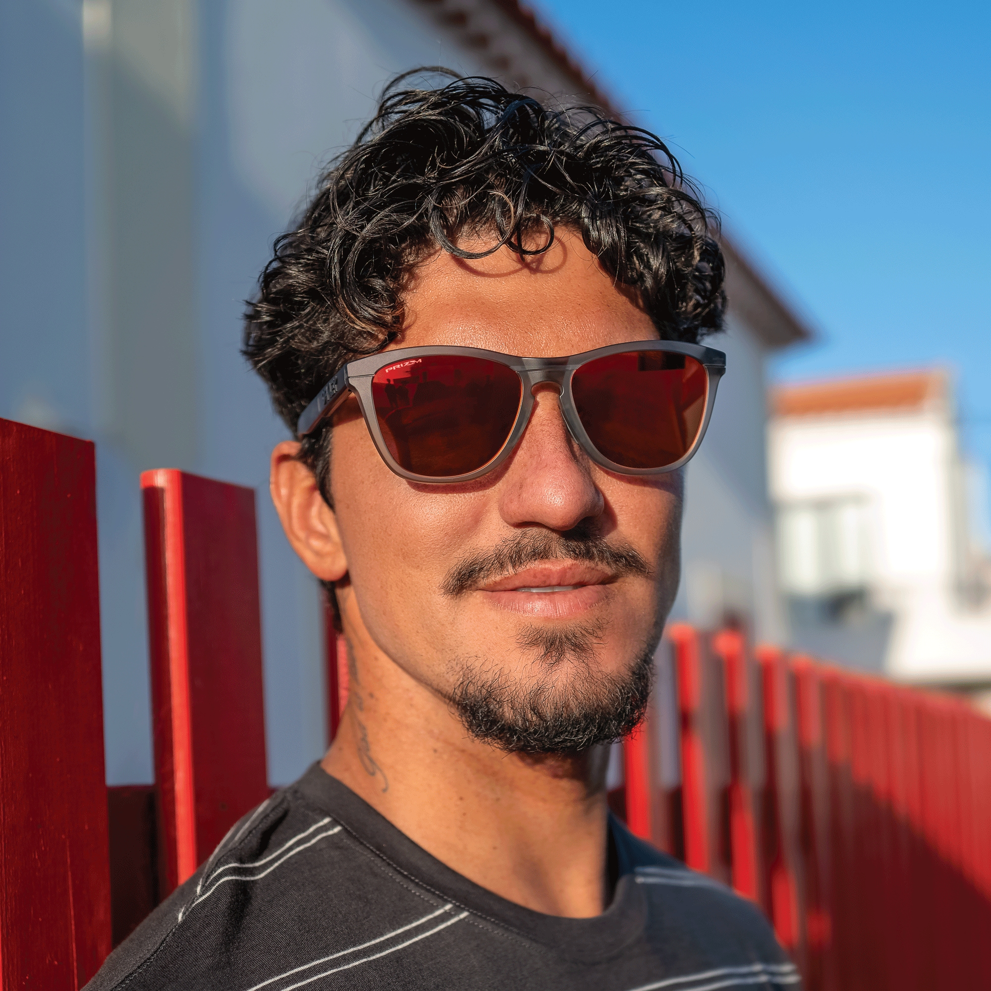 Oakley Sunglasses FROGSKINS RANGE Matte Grey Smoke/Grey Ink/Prizm Ruby OO9284-01