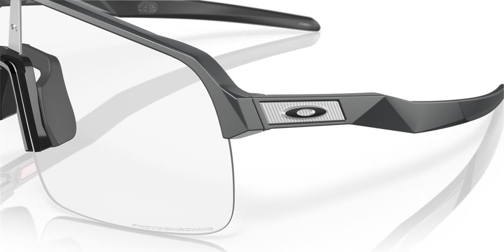 Oakley Okulary przeciwsłoneczne SUTRO LITE Matte Carbon , Clear To Black Iridium Photochromic OO9463-45
