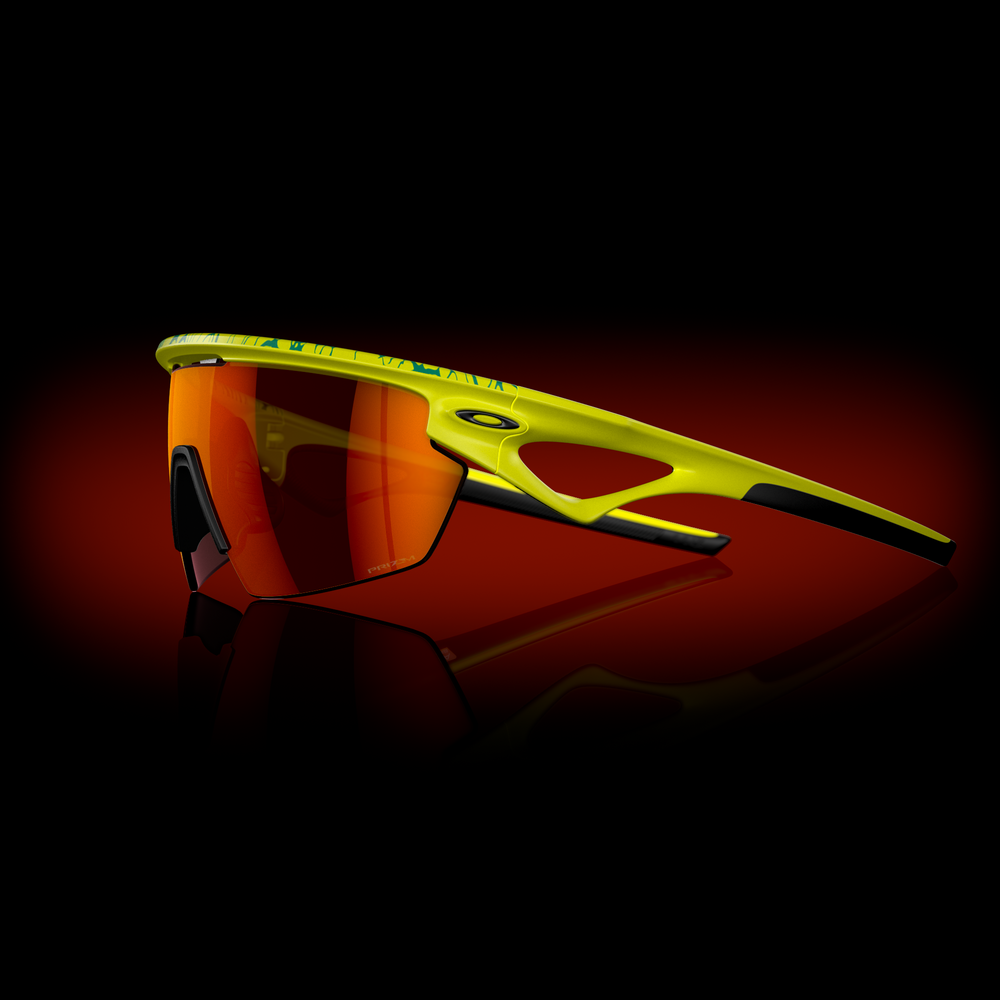 Oakley Okulary przeciwsłoneczne SPHAERA Matte Tennis Ball Yellow / Prizm Ruby OO9403-14