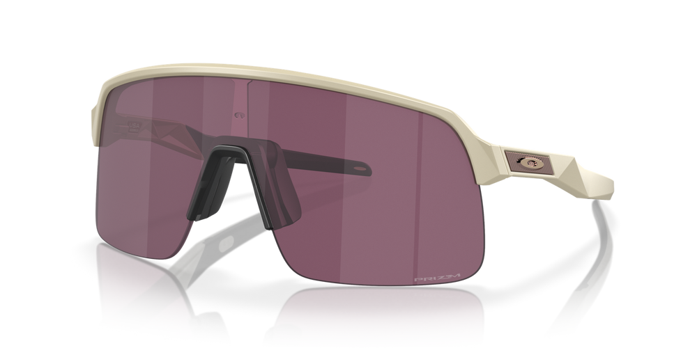 Oakley Okulary przeciwsłoneczne SUTRO LITE Matte Sand/Prizm Road Black OO9463-52